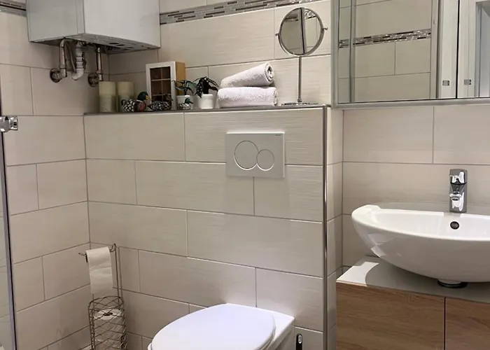 Lejlighed Neuwertige Komfortwohnung In Schoenem Altbau Fuer Max. 3 Personen Wuppertal