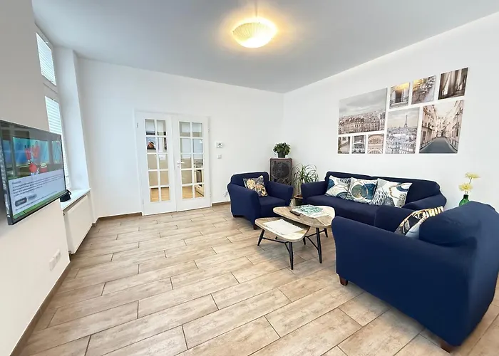 Neuwertige Komfortwohnung In Schoenem Altbau Fuer Max. 3 Personen Wuppertal