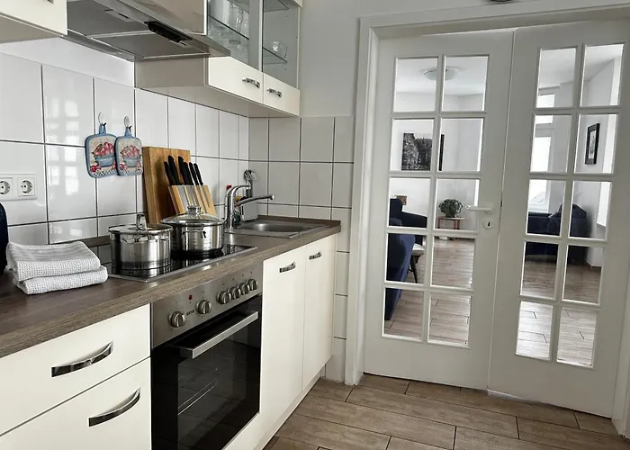 Neuwertige Komfortwohnung In Schoenem Altbau Fuer Max. 3 Personen